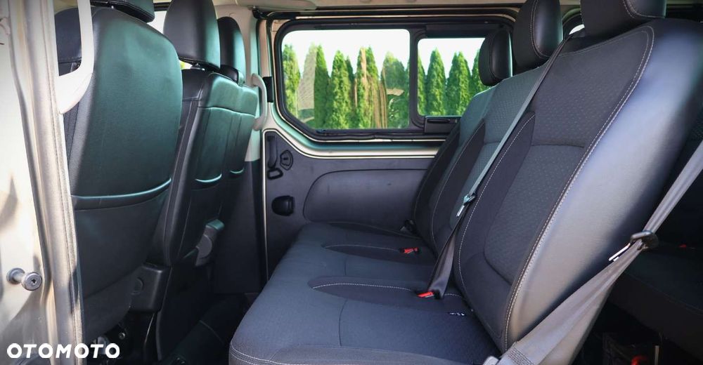 Opel Vivaro - 17