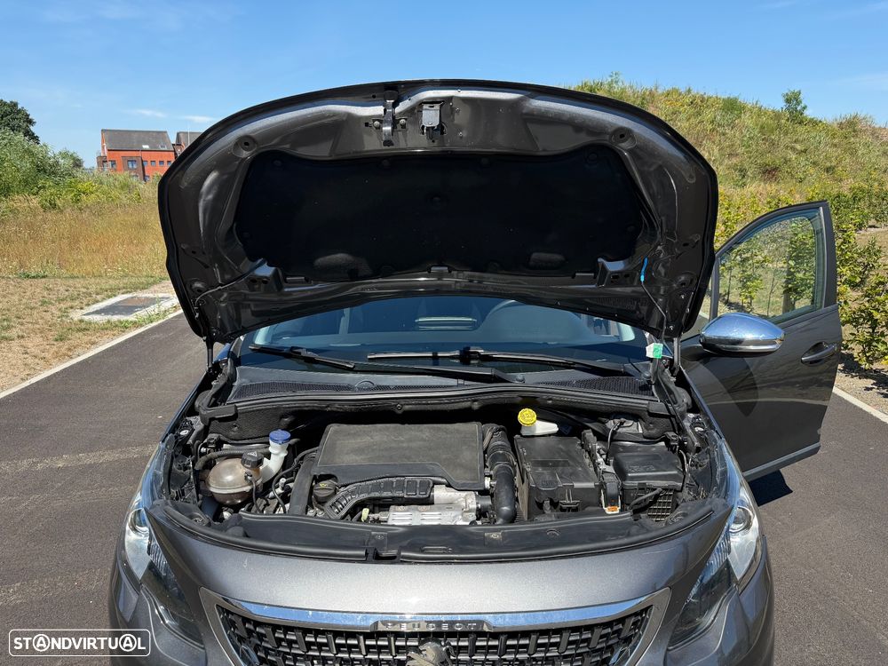 Peugeot 2008 PureTech 110 Stop&Start EAT6 Allure - 4