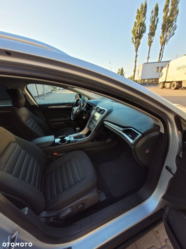 Ford Mondeo 2.0 TDCi Ambiente - 18