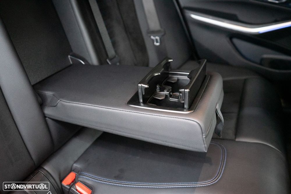 BMW 320 d Touring Pack M Shadow Auto - 34