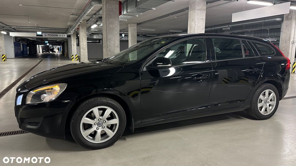Volvo V60 - 16