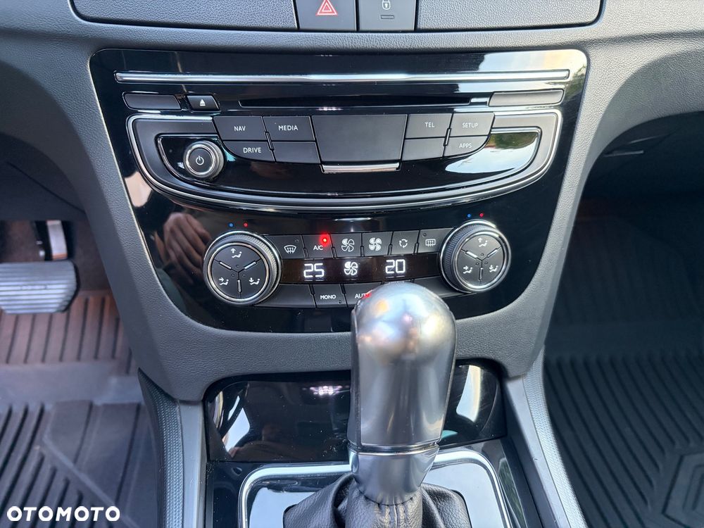 Peugeot 508 2.0 BlueHDi RXH S&S - 21