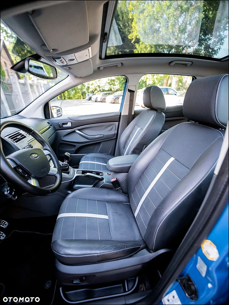 Ford Kuga - 30