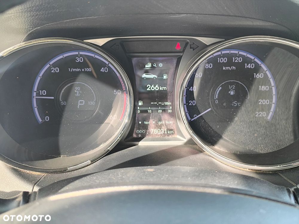 Hyundai ix35 2.0 CRDi Premium 4WD - 23