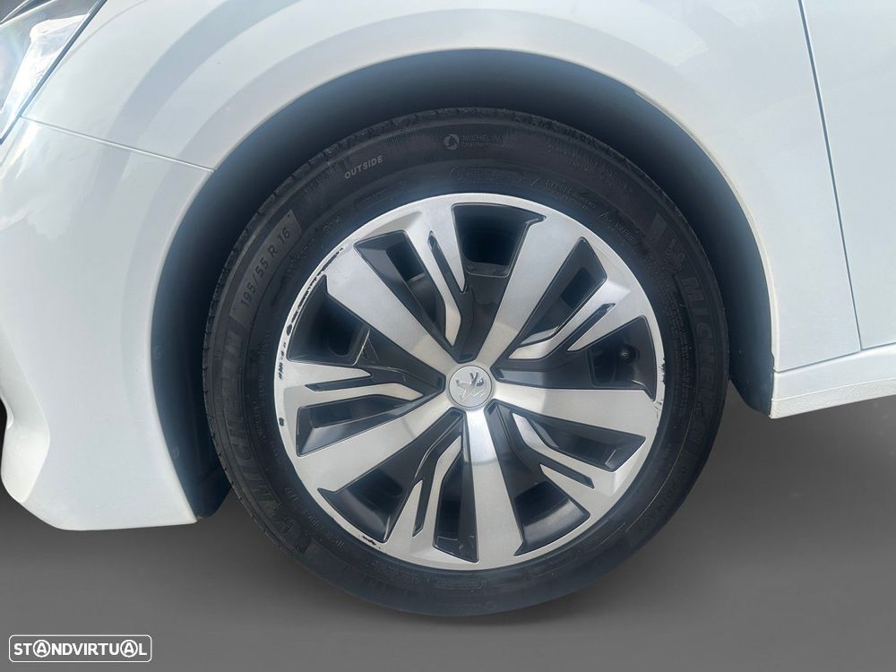 Peugeot 208 1.2 PureTech Active Pack - 14