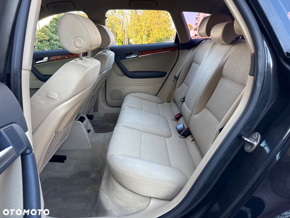 Audi A3 1.6 Ambiente - 8