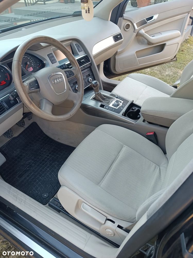 Audi A6 Limousine 2.4 Quattro - 5