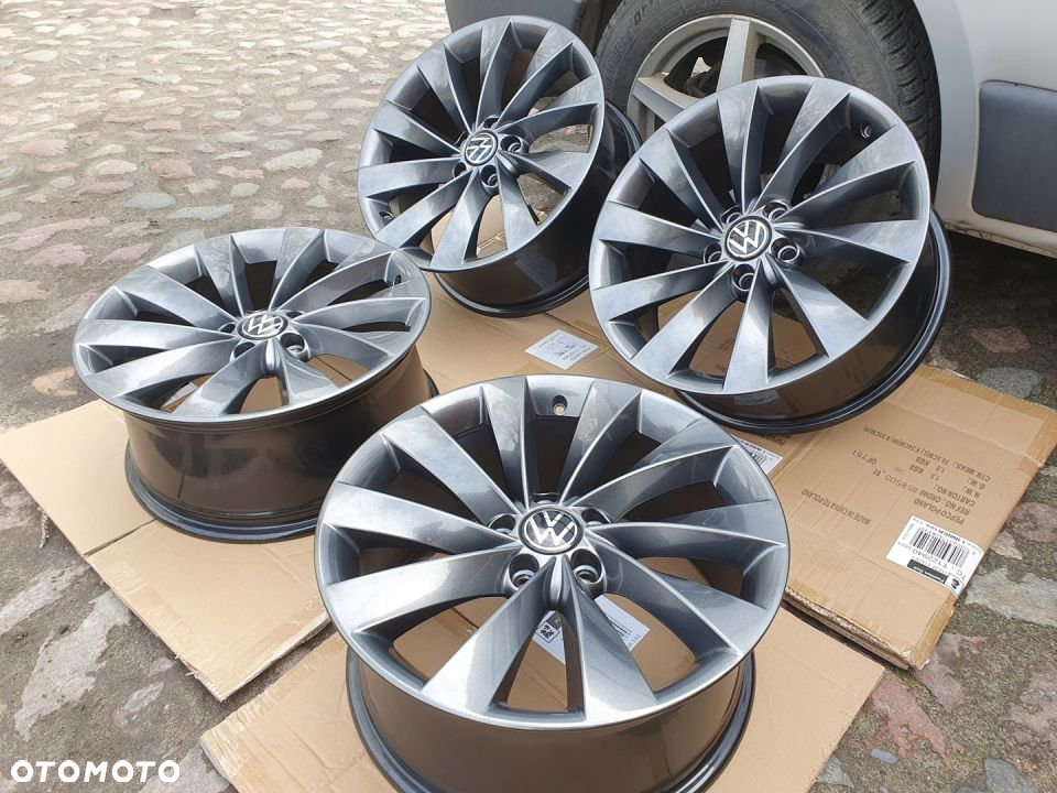 felgi Passat CC 18 5x112 INTERLAGOS - 2