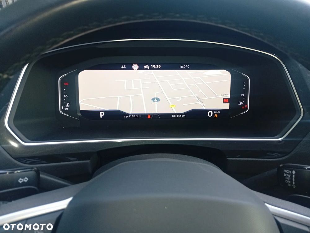 Volkswagen Tiguan 2.0 TDI SCR Elegance DSG - 37