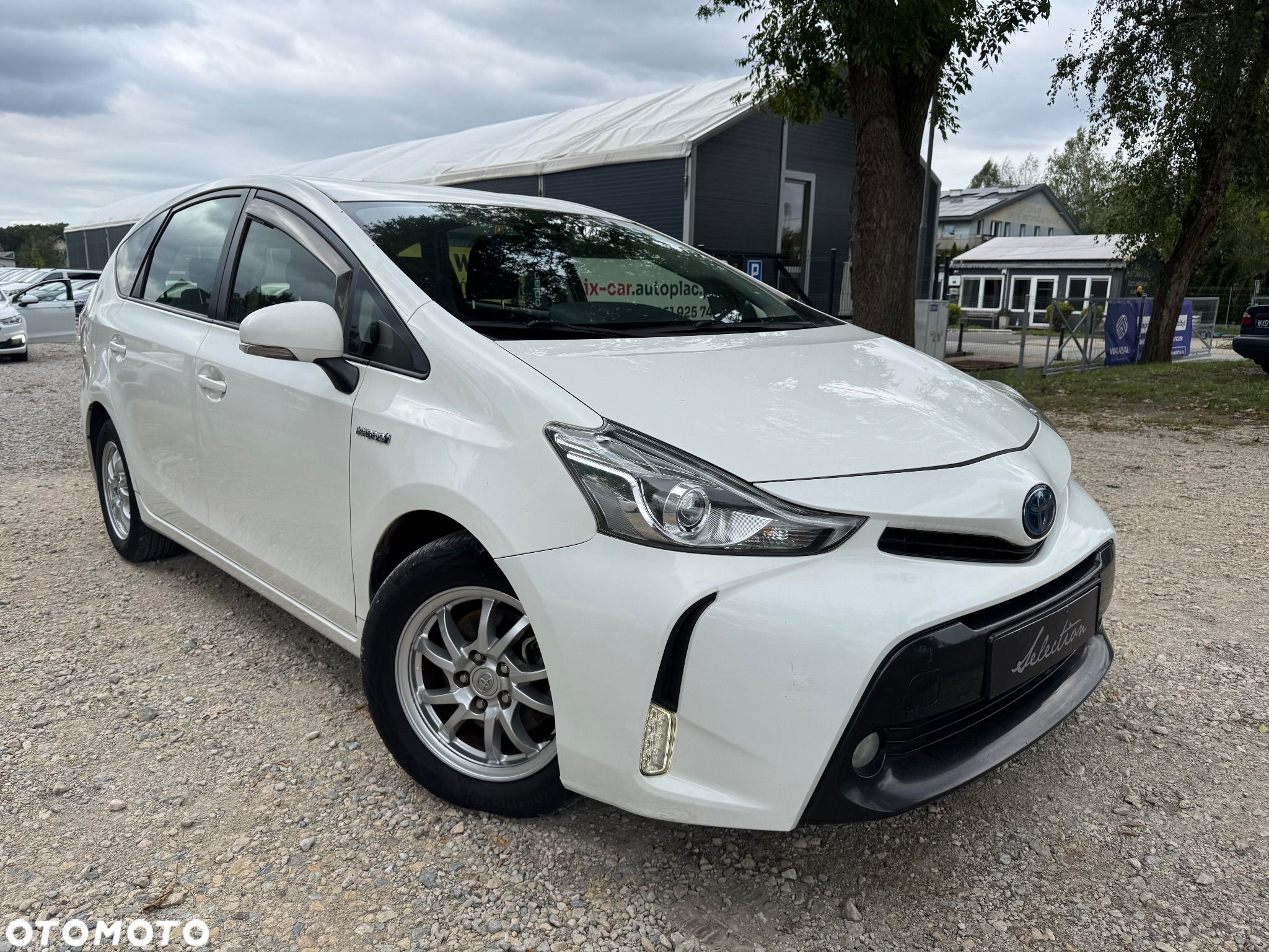 Toyota Prius+ (Hybrid) Comfort - 1