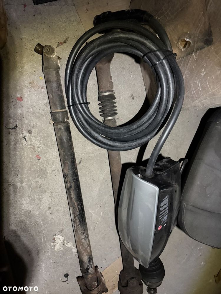 Tesla Wall Connector Gen 3 32A 3-fazowy 230-416V IP55 wtyk Type 2