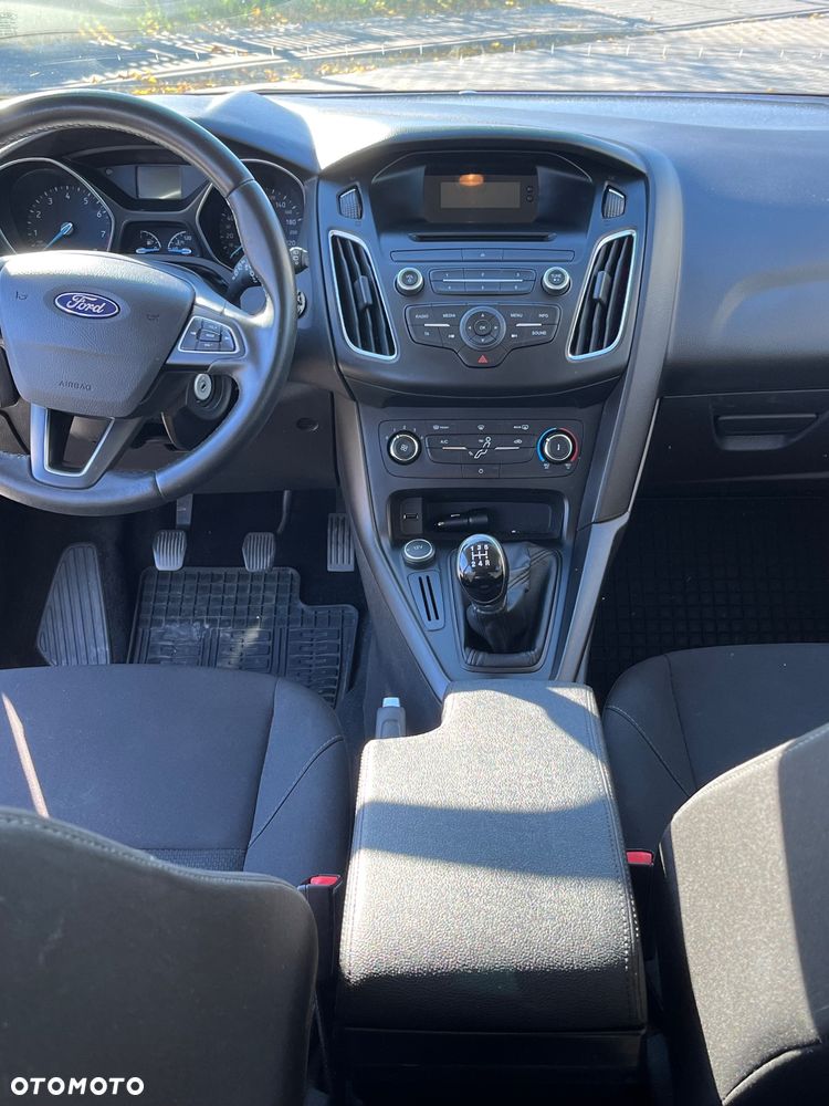 Ford Focus 1.6 Trend - 13