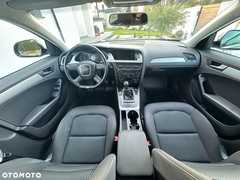 Audi A4 Avant 1.8 TFSI Attraction - 24