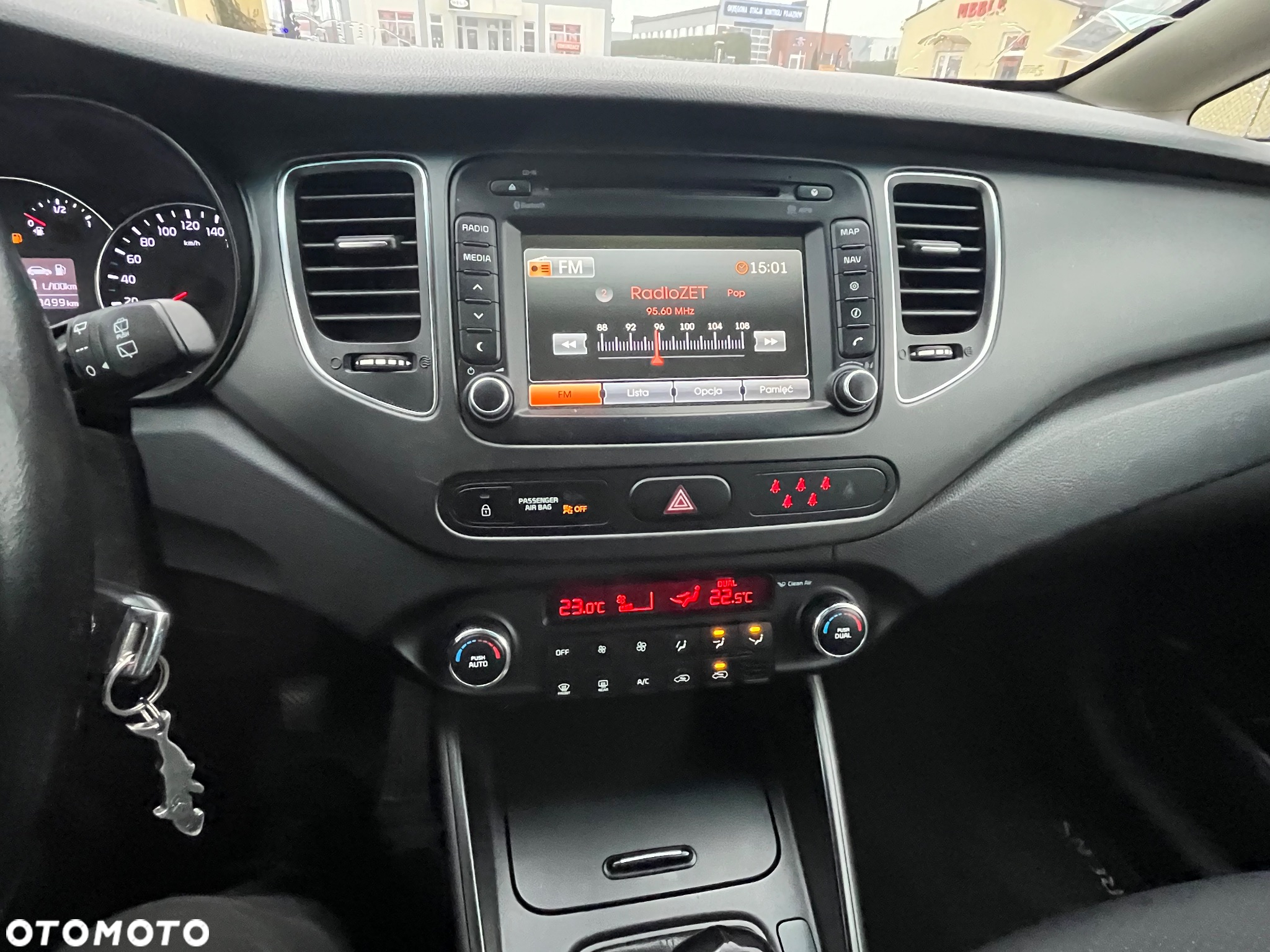 Kia Carens 1.7 CRDi L 7os - 16