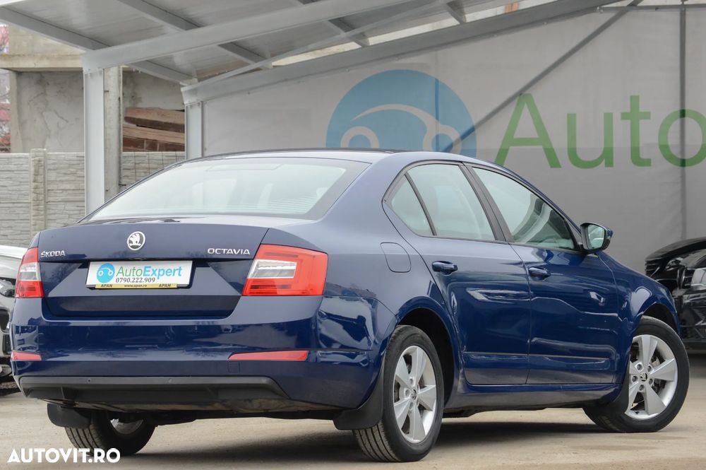 Skoda Octavia 1.6 TDI Ambiente - 18