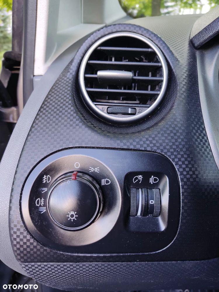 Seat Altea 1.9 TDI Stylance - 12