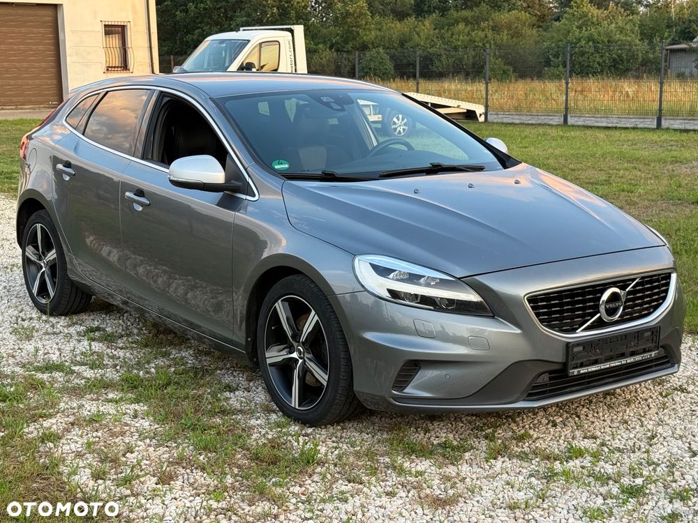 Volvo V40 T3 Drive-E R-Design Momentum - 6