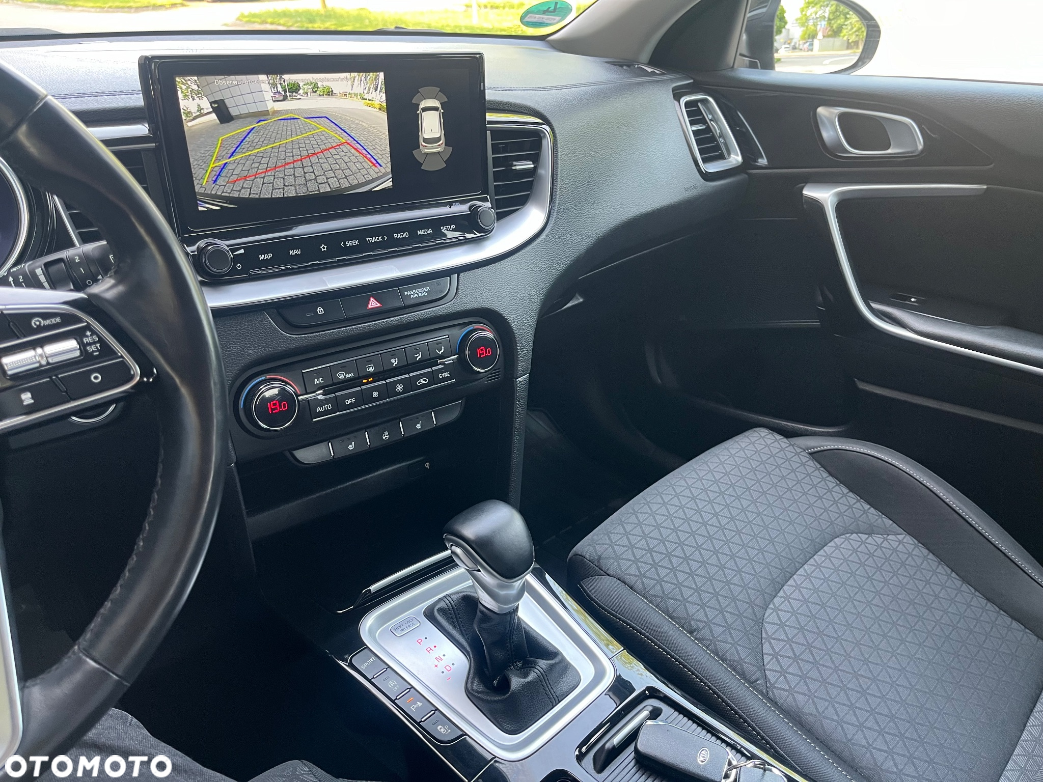 Kia Ceed SW 1.6 CRDi DCT Spirit - 37
