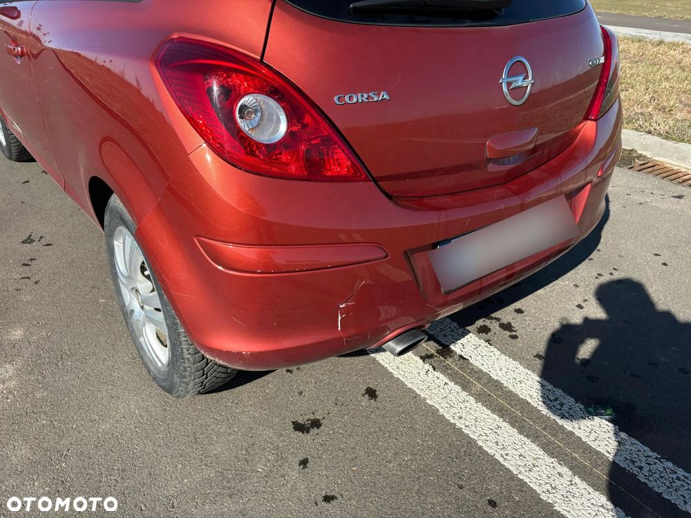 Opel Corsa 1.2 16V Color Edition - 4