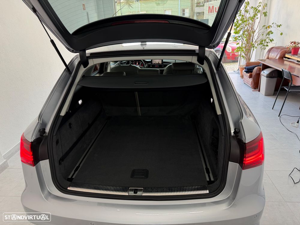 Audi A6 Avant 3.0 TDi V6 Business Line S tronic - 31