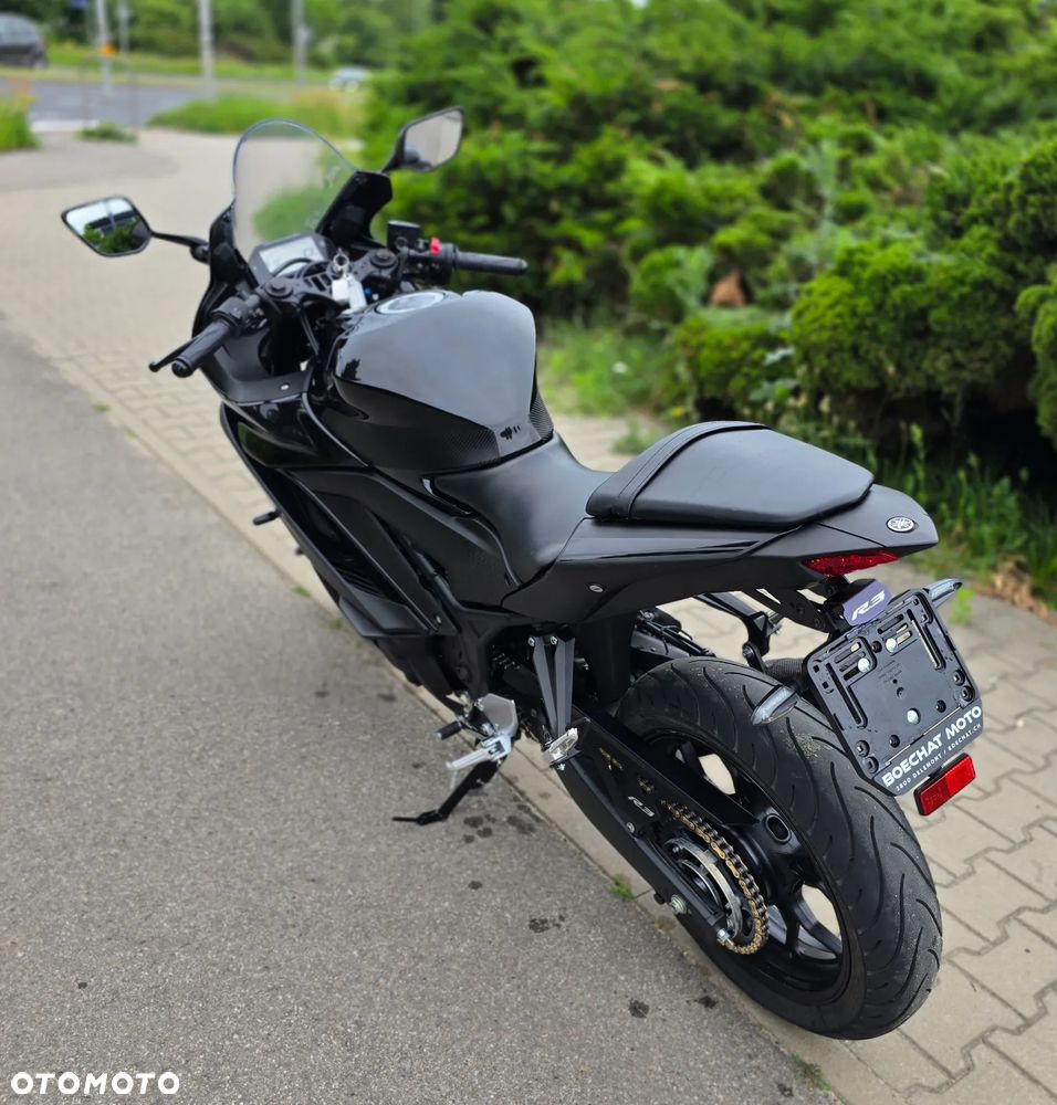 Yamaha R3 - 10