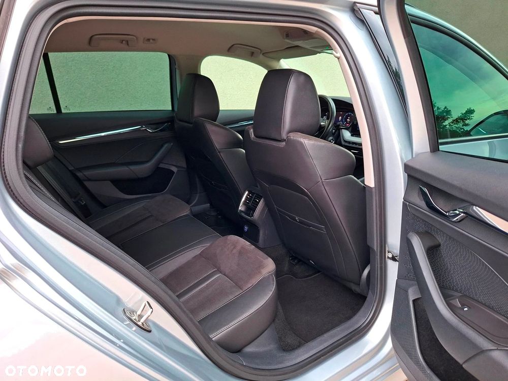 Skoda Octavia 2.0 TDI DSG Style - 21