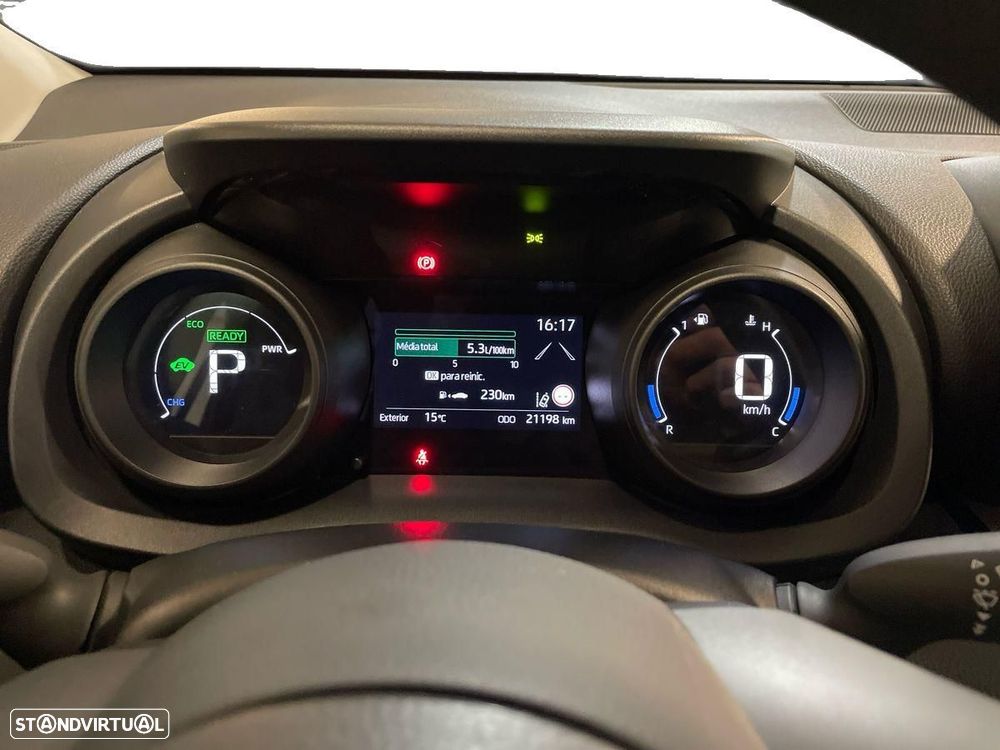 Toyota Yaris Cross 1.5 HDF Comfort - 14