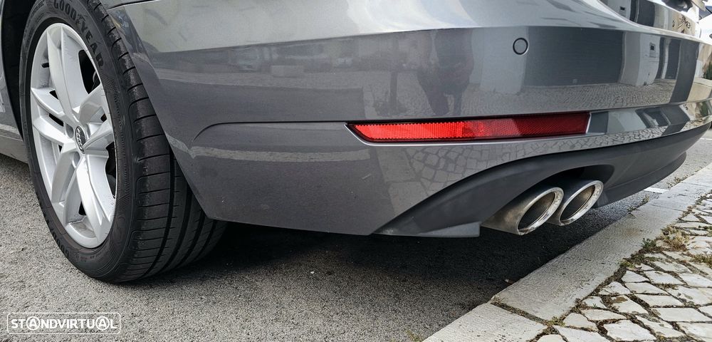 Audi A4 Avant 2.0 TDI S tronic - 9