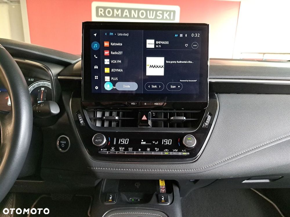 Toyota Corolla 1.8 Hybrid Style - 21