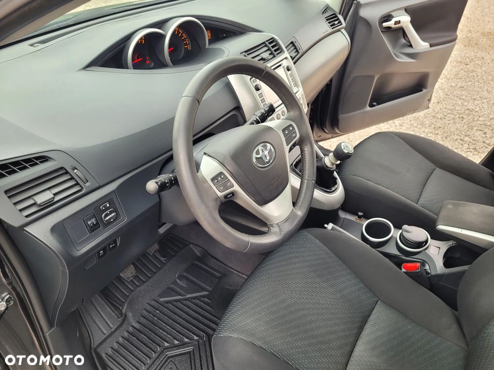 Toyota Verso 1.8 5-Sitzer Life - 23