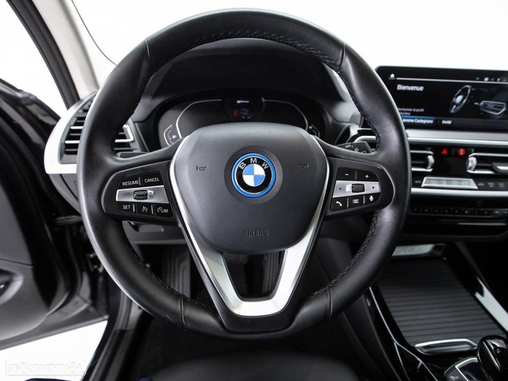 BMW X3 30 e xDrive - 19