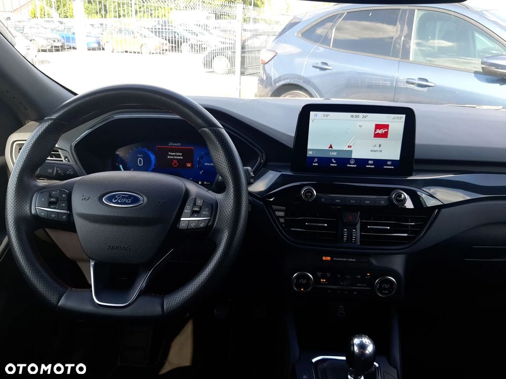 Ford Kuga 1.5 EcoBoost FWD ST-Line - 18