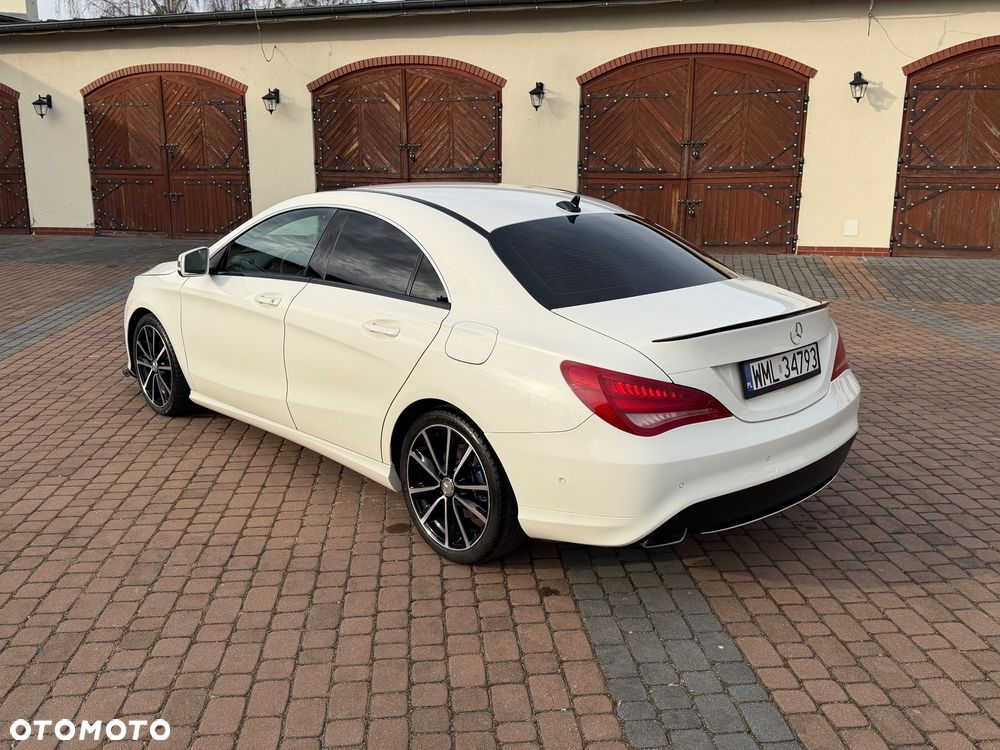 Mercedes-Benz CLA 220 d 7G-DCT AMG Line - 18