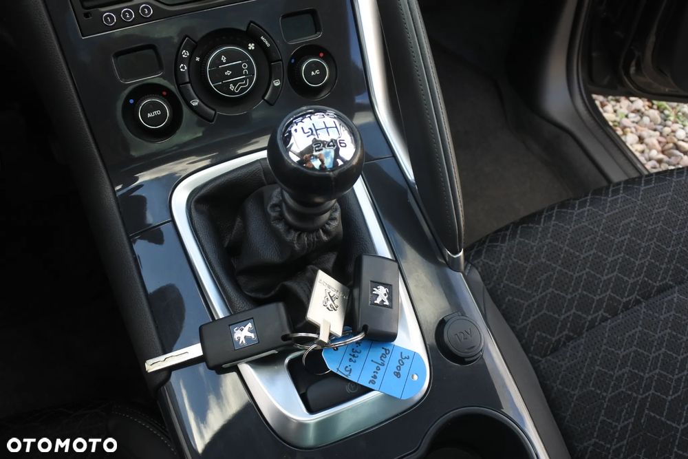 Peugeot 3008 PureTech 130 Stop & Start GPF Allure - 18