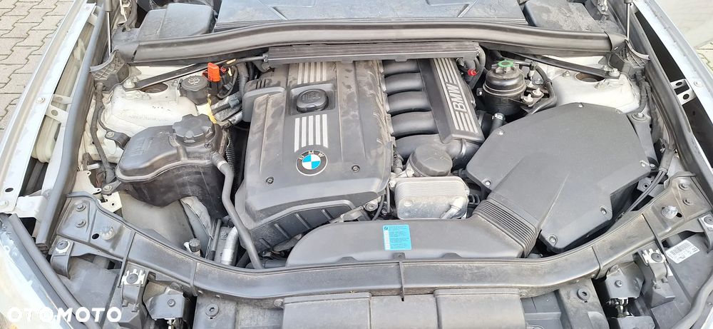 BMW X1 xDrive28i - 12
