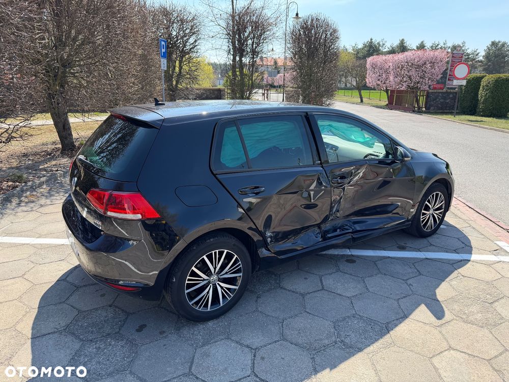 Volkswagen Golf 1.6 TDI BlueMotion Technology Allstar - 6