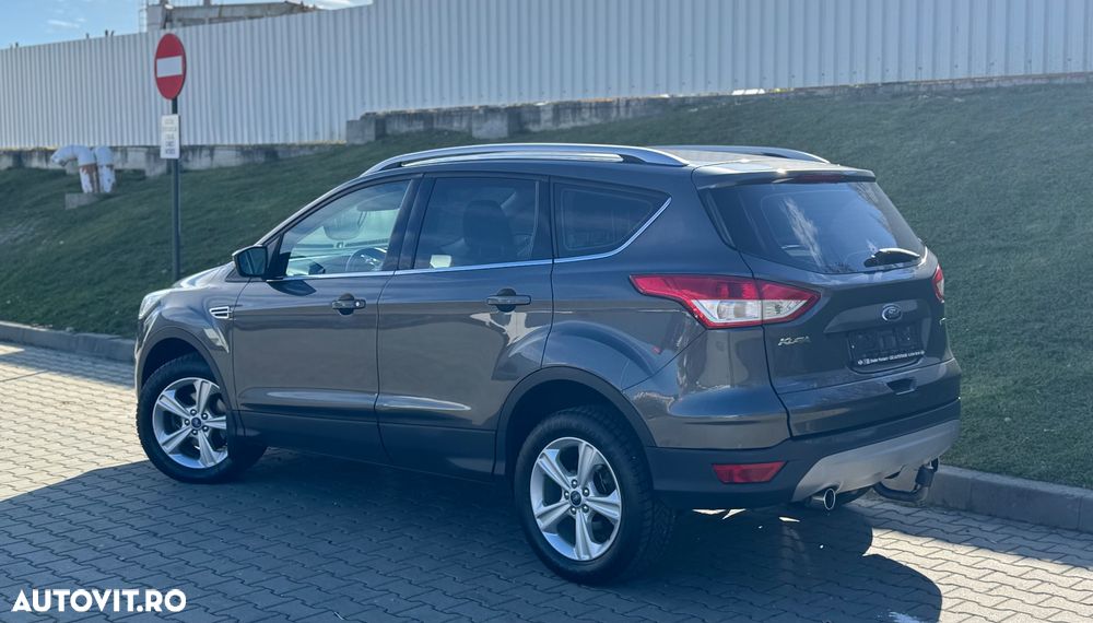 Ford Kuga 1.5 EcoBoost 2WD Titanium - 2