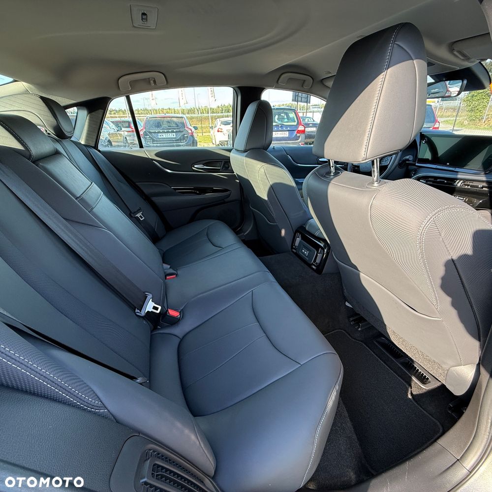 Toyota Mirai - 8