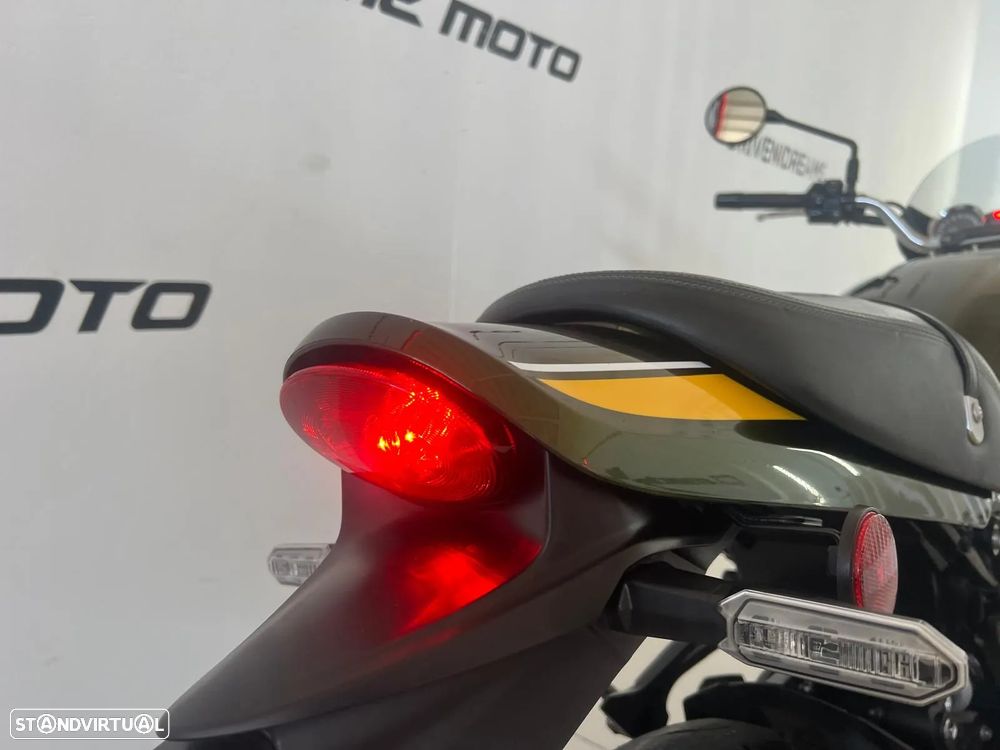 Kawasaki Z 900RS - 10