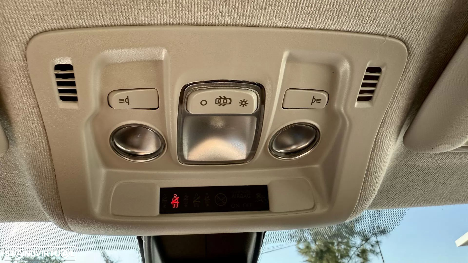 Citroën C3 1.2 PureTech Shine EAT6 - 43