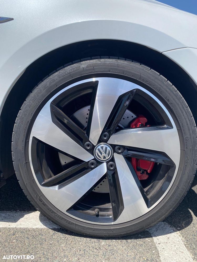 Volkswagen Golf GTI TCR 2.0 TSI OPF DSG - 14