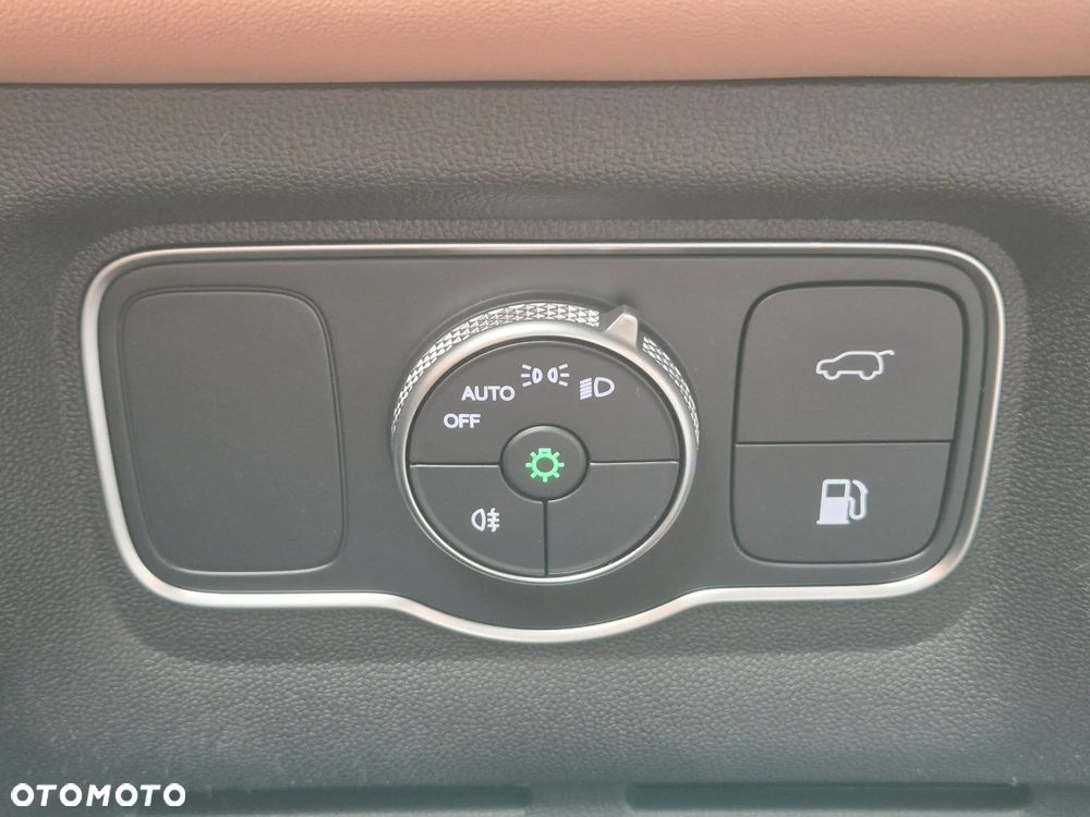 Chery Tiggo 9 1.5 T-GDI Super Hybrid Prestige 3DHT - 32