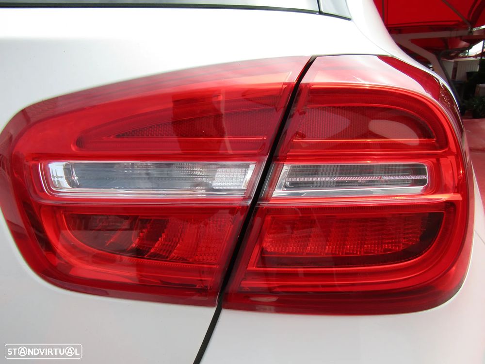 Mercedes-Benz GLA 220 d 7G-DCT Peak Edition - 29