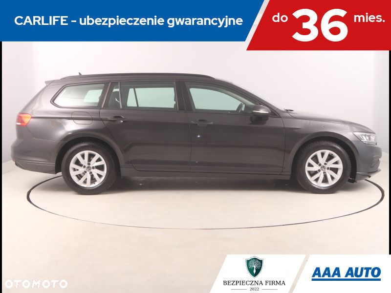 Volkswagen Passat - 7