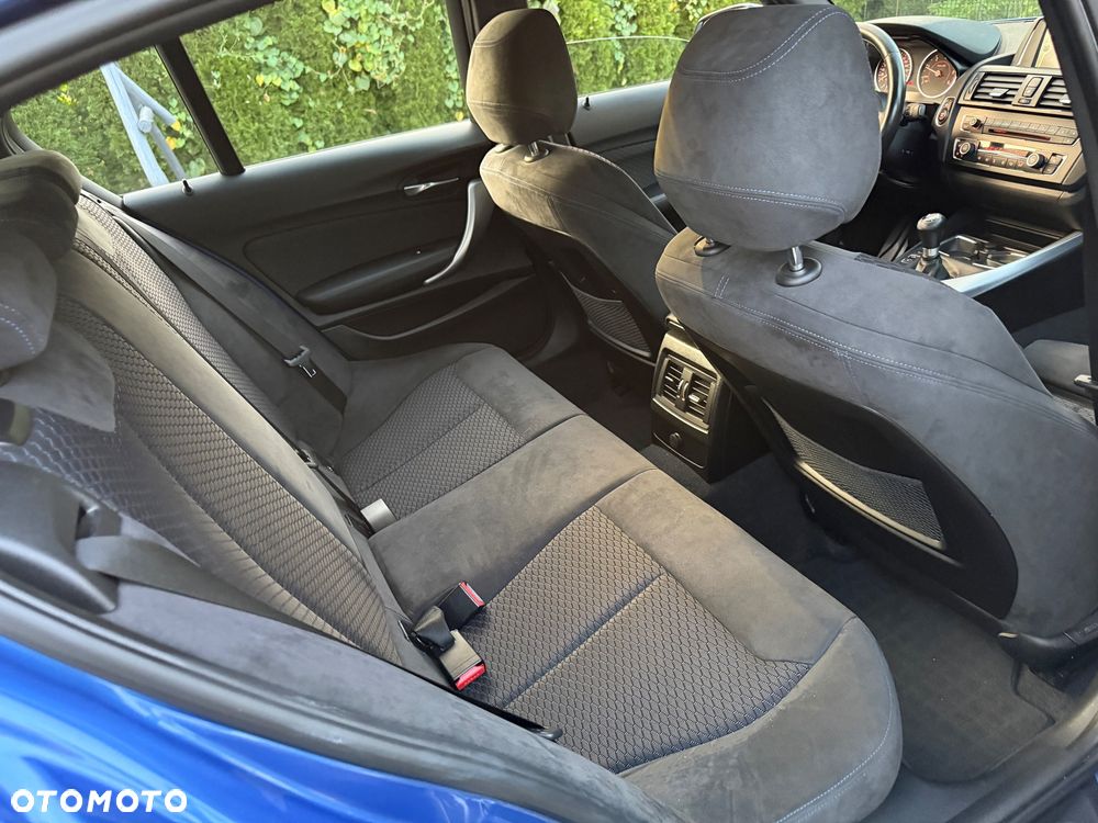 BMW Seria 1 120d Sport Line - 19