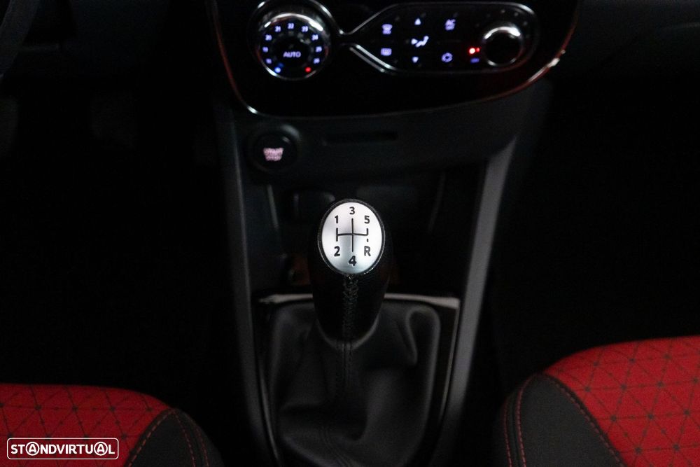 Renault Clio Sport Tourer 1.5 dCi Limited - 22