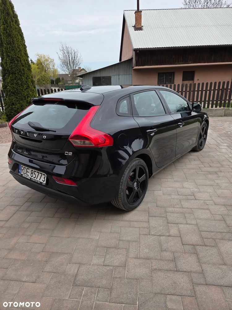 Volvo V40 D2 Base - 3