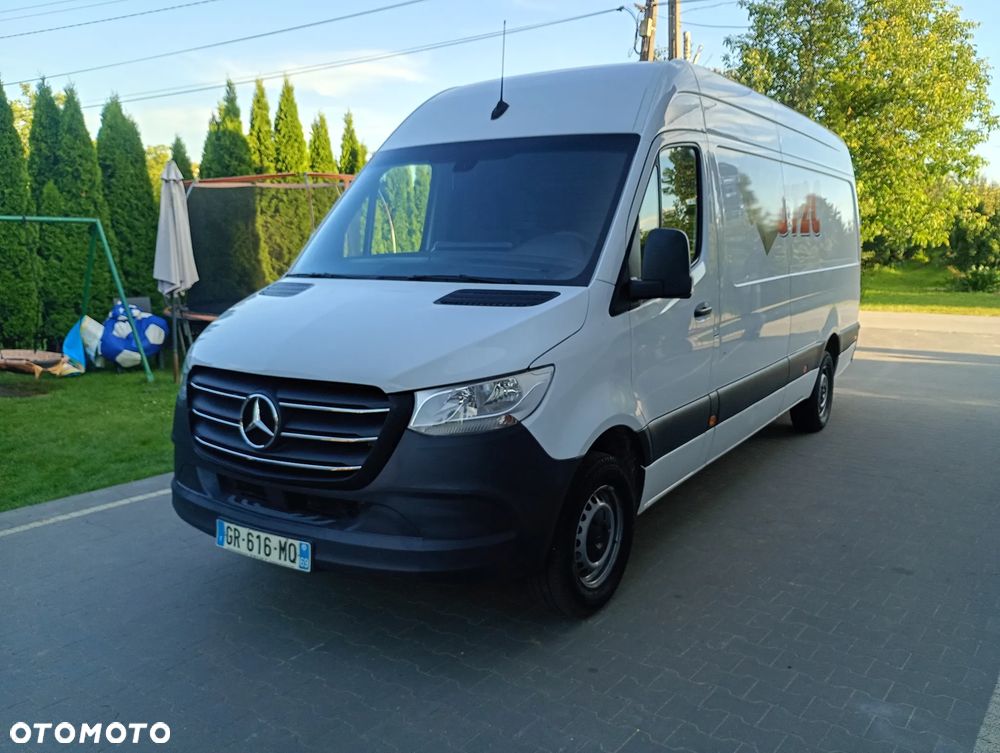Mercedes-Benz Sprinter - 5
