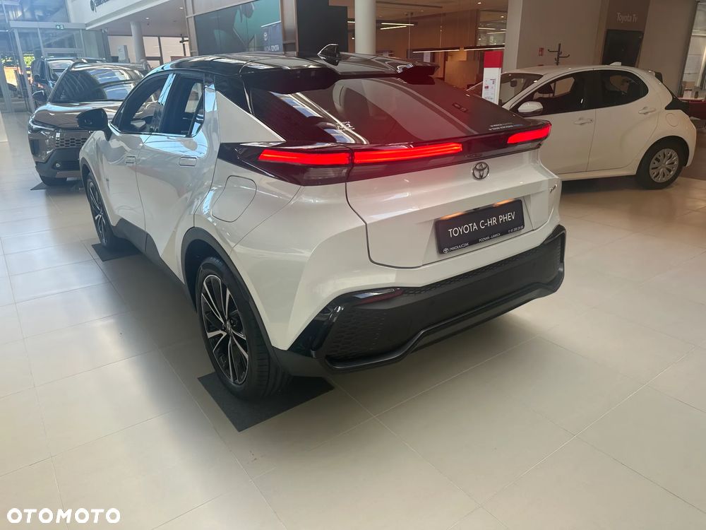 Toyota C-HR 2.0 PHEV Dynamic Force Executive - 6