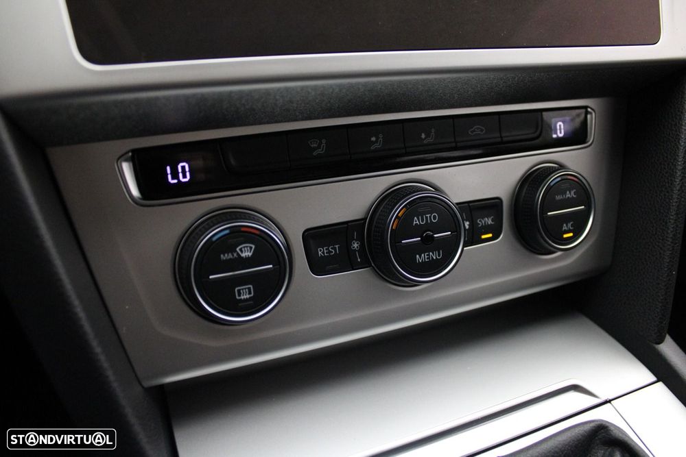 VW Passat Variant 1.6 TDI Confortline - 19